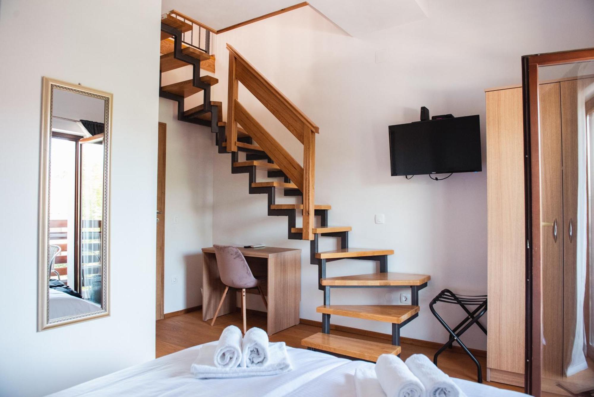 Rooms Enter Ogulin Ostarije 外观 照片